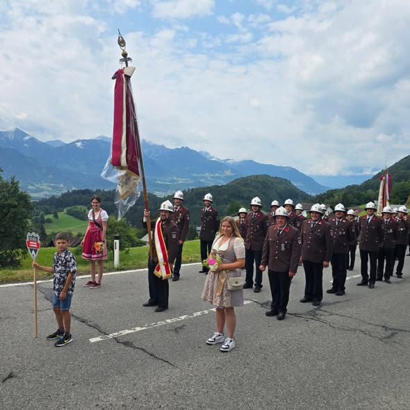 Teilnahme am Nasswettkampf und Umzug